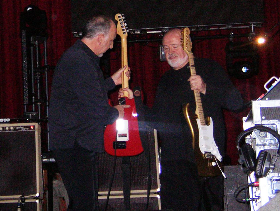 Pete with gold Fender