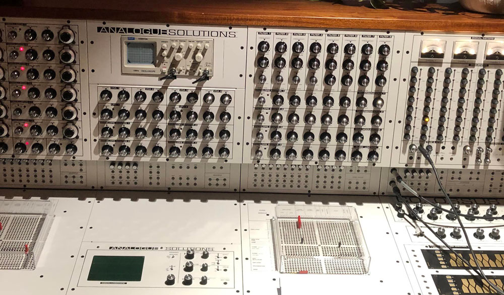 Analogue Solutions Colossus